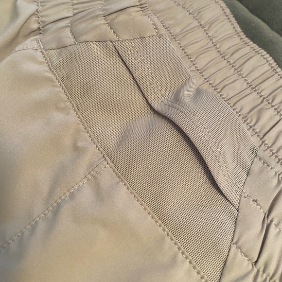 Light Grey Nike DriFit Shorts with Mesh Backing Size L - Picture 2 of 5